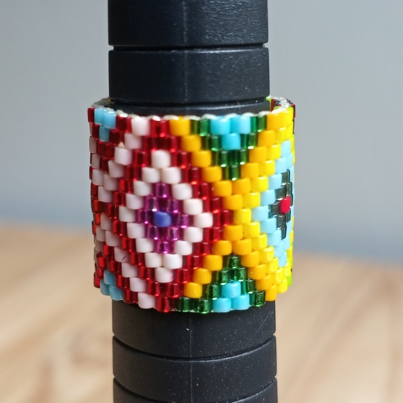 New Handmade Ring new without tag beaded - Picture 6 of 7